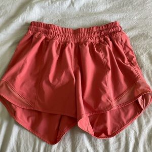 LULULEMON Hotty Hot Shorts